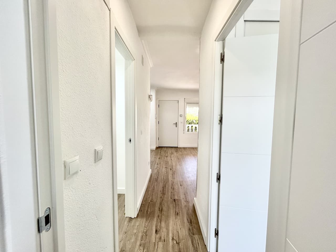 Apartamento Planta Media de 2 dormitorios en Villamartin - 17
