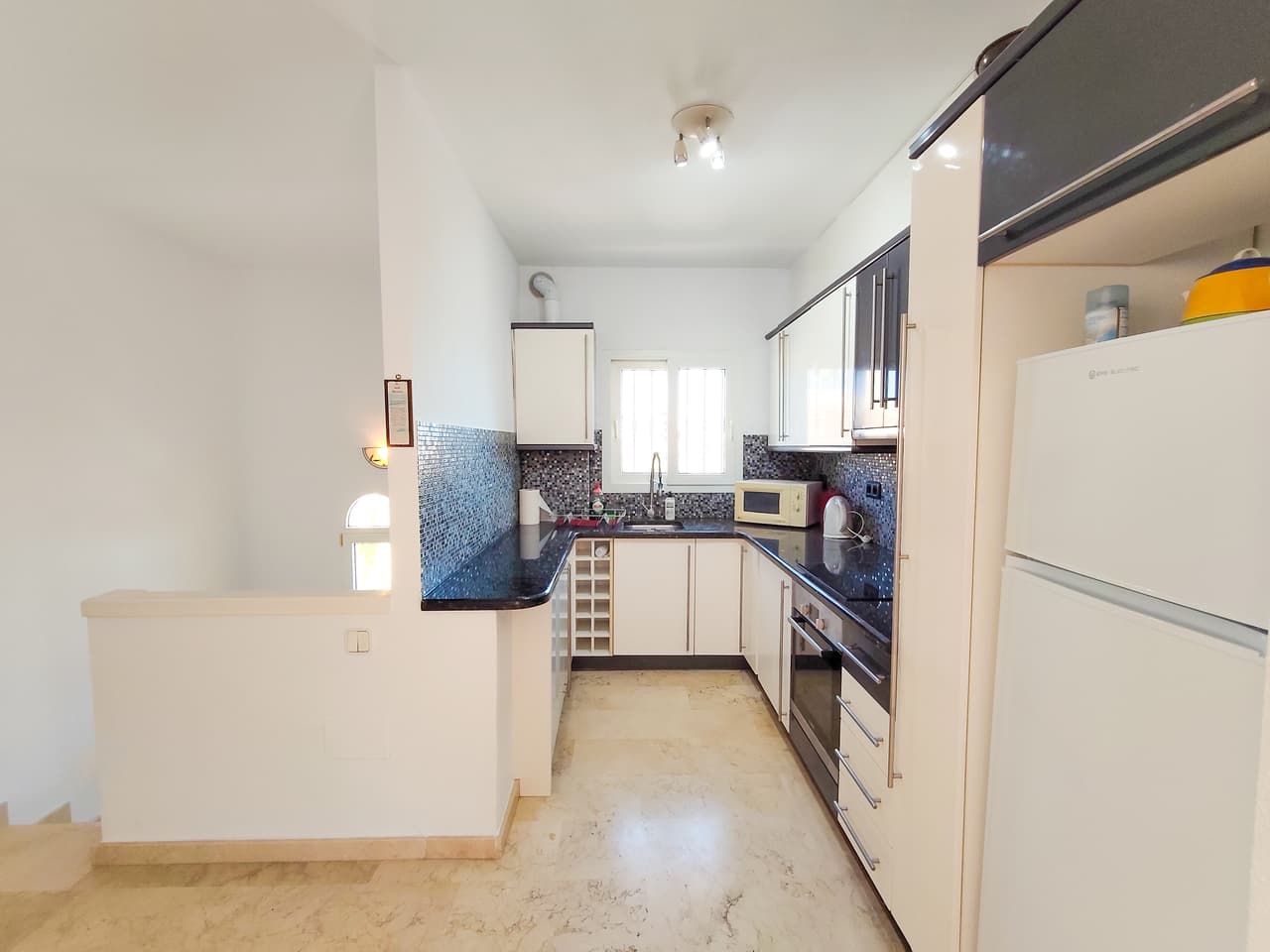 Villa - Chalet de 3 dormitorios en Villamartin - 10