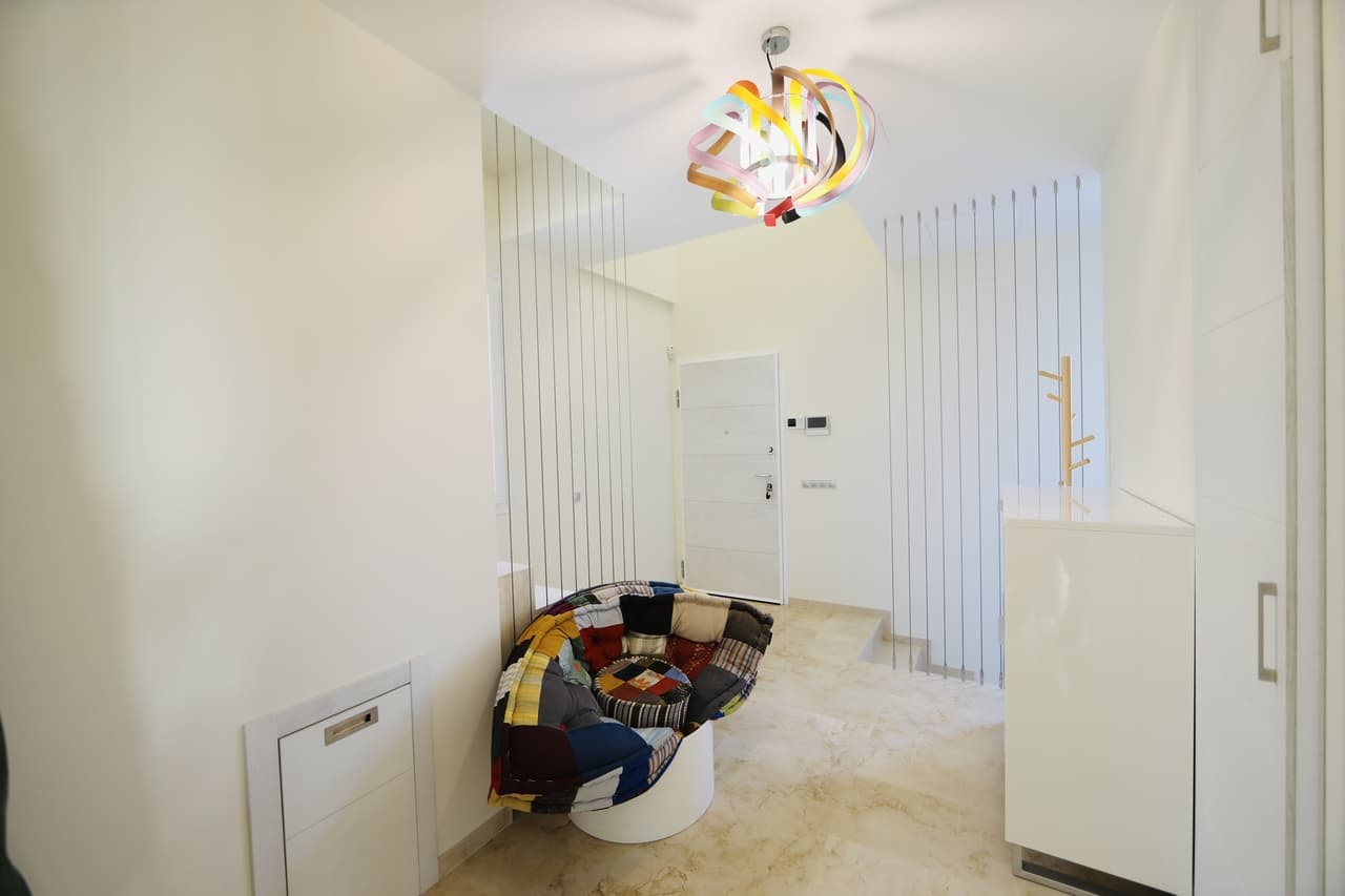 Vrijstaande Villa met 5 slaapkamers in La Zenia - 25