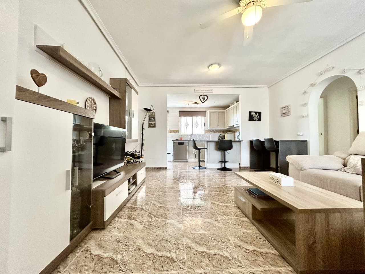 Tussenverdieping Appartement met 2 slaapkamers in La Zenia - 6