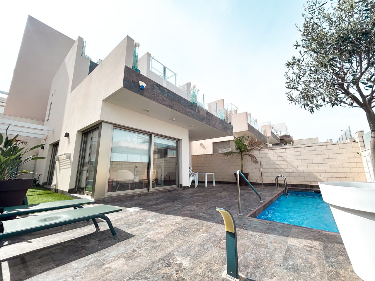 Villa - Chalet de 3 dormitorios en Villamartin - 33