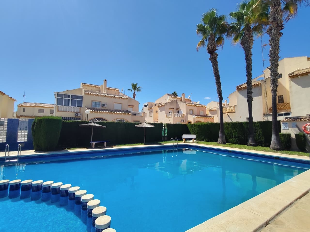 Geschakelde Woning met 2 slaapkamers in Playa Flamenca - 31