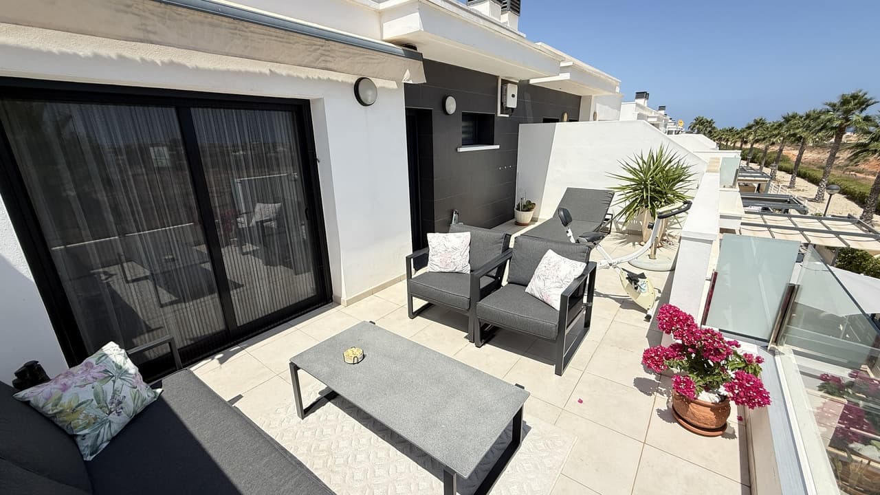Adosada de 3 dormitorios en Cabo Roig - 30