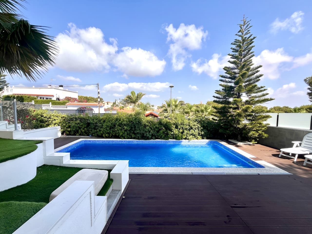 Villa - Chalet de 6 dormitorios en Los Balcones - 38
