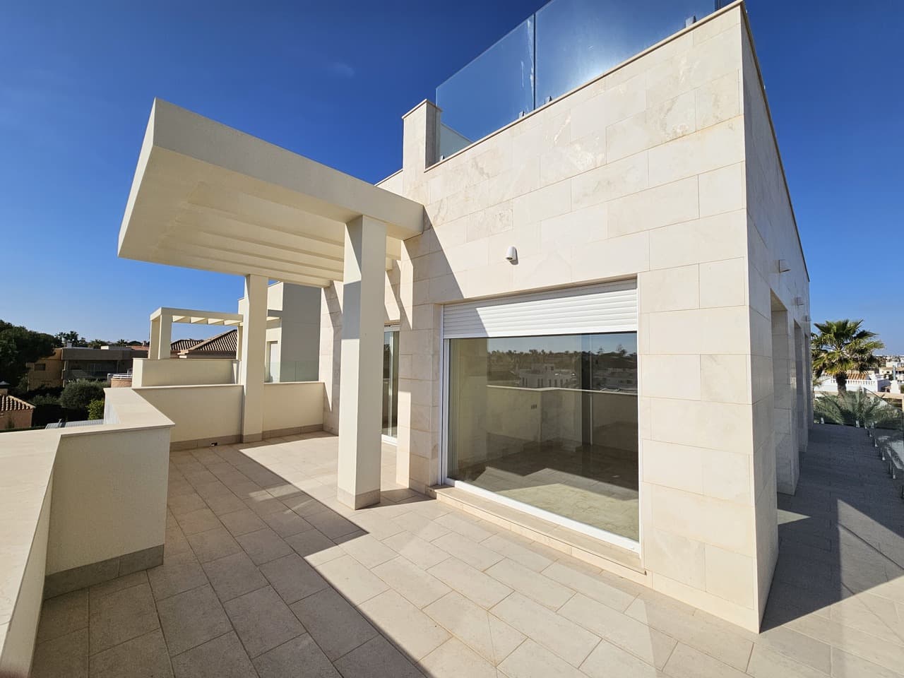 Vrijstaande Villa met 5 slaapkamers in La Zenia - 31