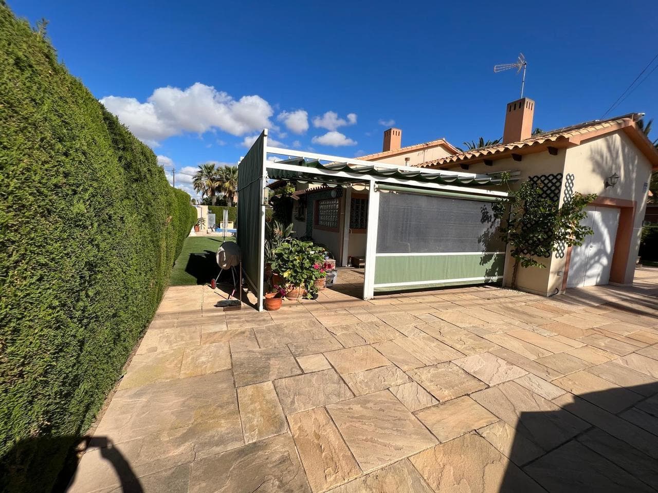 3 bed Detached Villa in Cabo Roig - 26