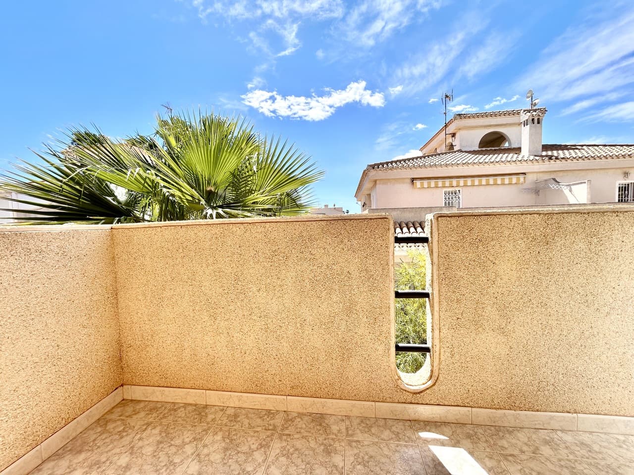 Geschakelde Woning met 2 slaapkamers in Playa Flamenca - 16