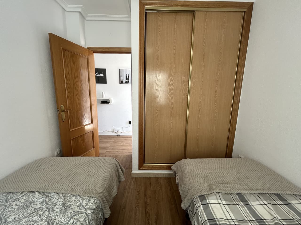 2 bed Middle Floor Apartment in Villamartin - 19