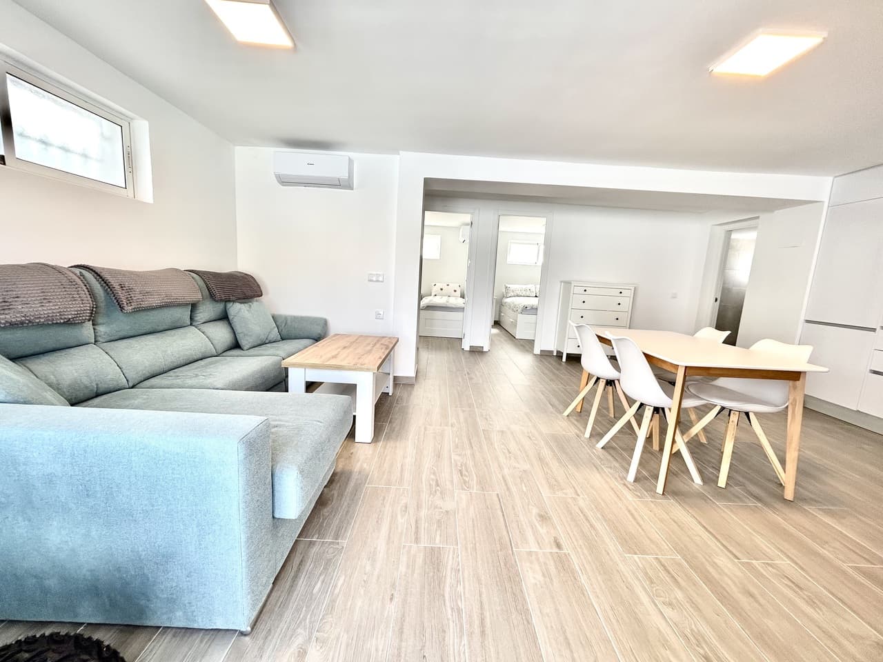 Villa - Chalet de 5 dormitorios en Villamartin - 32