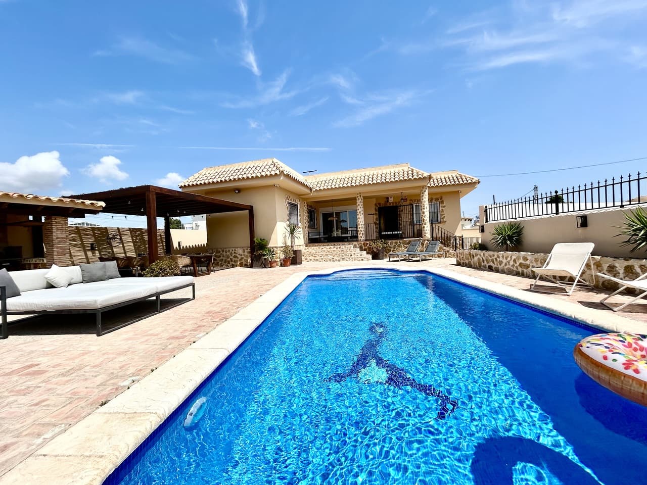 5 bed Detached Villa in La Zenia