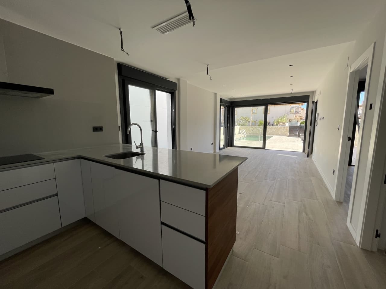 Tussenverdieping Appartement met 4 slaapkamers in Pilar de la Horadada - 8