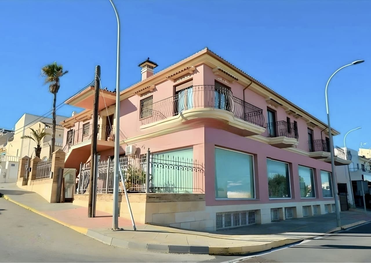 Vrijstaande Villa met 4 slaapkamers in San Miguel de Salinas - 1