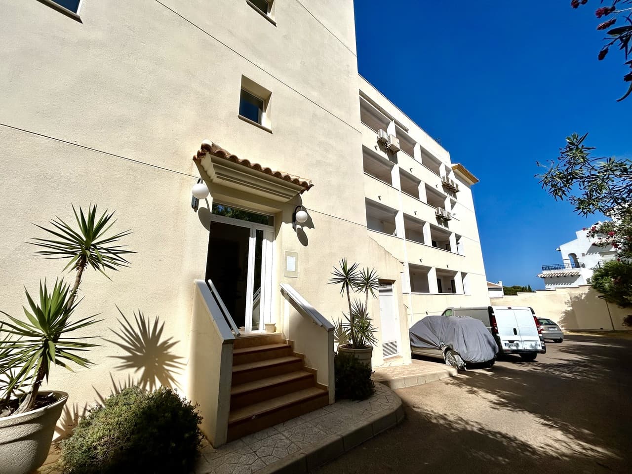2 bed Middle Floor Apartment in Villamartin - 29