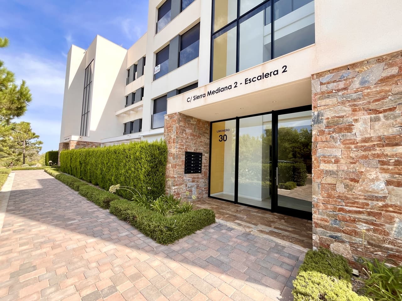 Apartamento Planta Media de 2 dormitorios en Las Colinas Golf - 3