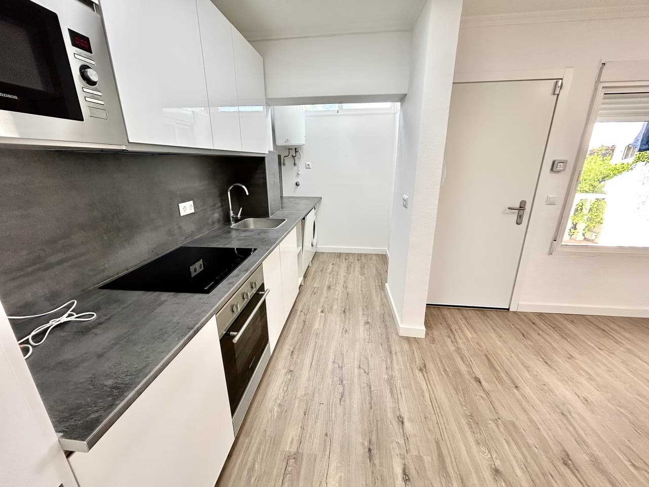 Apartamento Planta Media de 2 dormitorios en Villamartin - 12