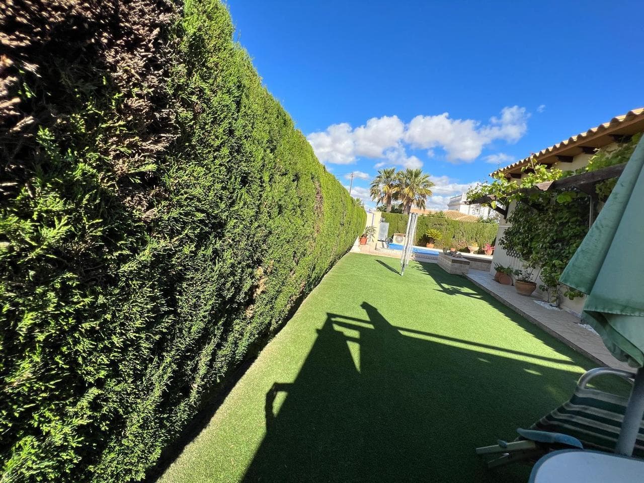 3 bed Detached Villa in Cabo Roig - 23