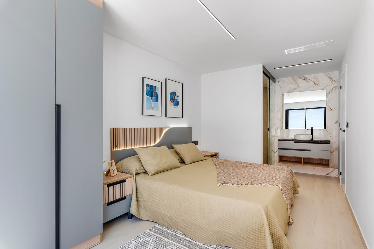Apartamento Planta Media de 2 dormitorios en Guardamar del Segura - 10