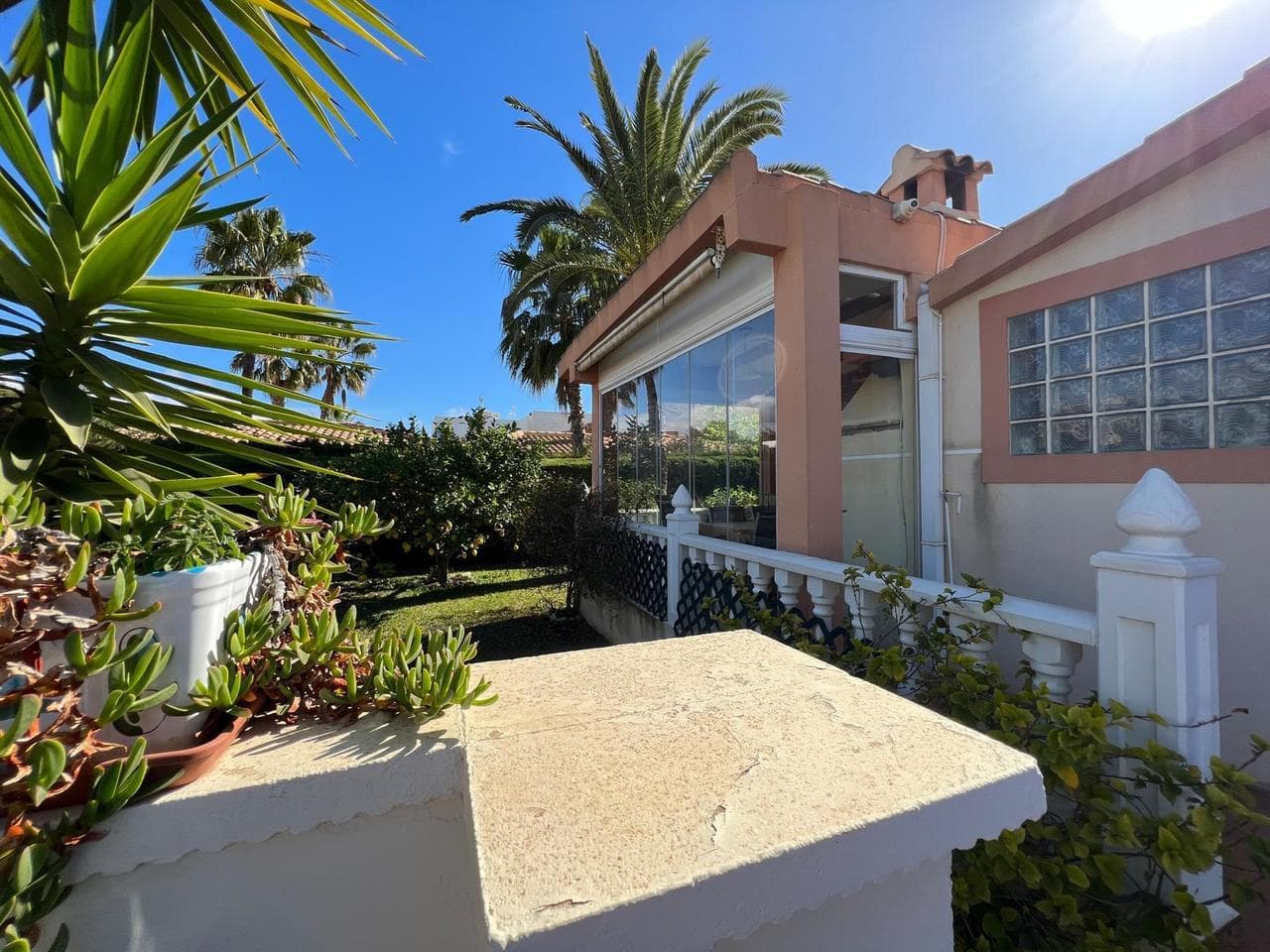 3 bed Detached Villa in Cabo Roig - 18