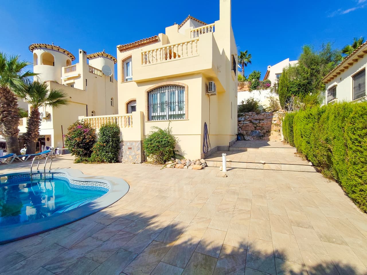Villa - Chalet de 3 dormitorios en Villamartin - 32