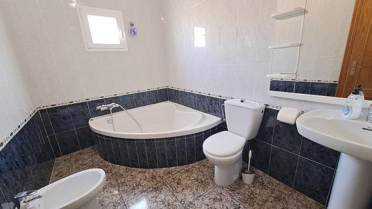 Villa - Chalet de 5 dormitorios en Villamartin - 19