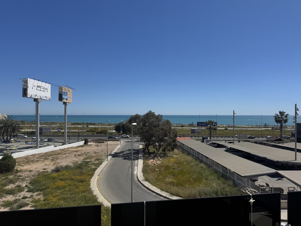 Tussenverdieping Appartement met 3 slaapkamers in Playa Flamenca - 18