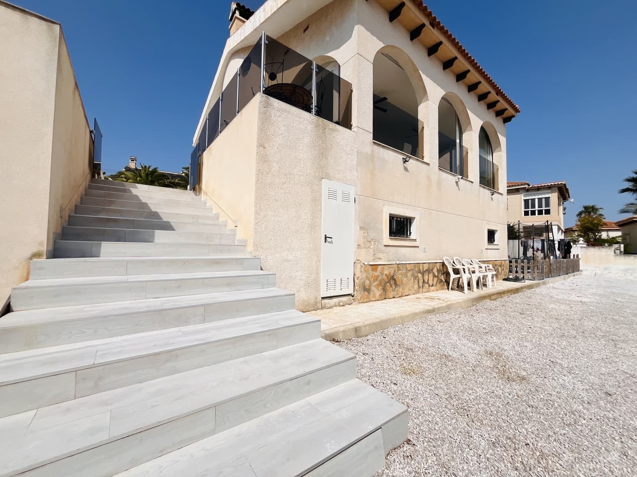 Vrijstaande Villa met 5 slaapkamers in San Miguel de Salinas - 33