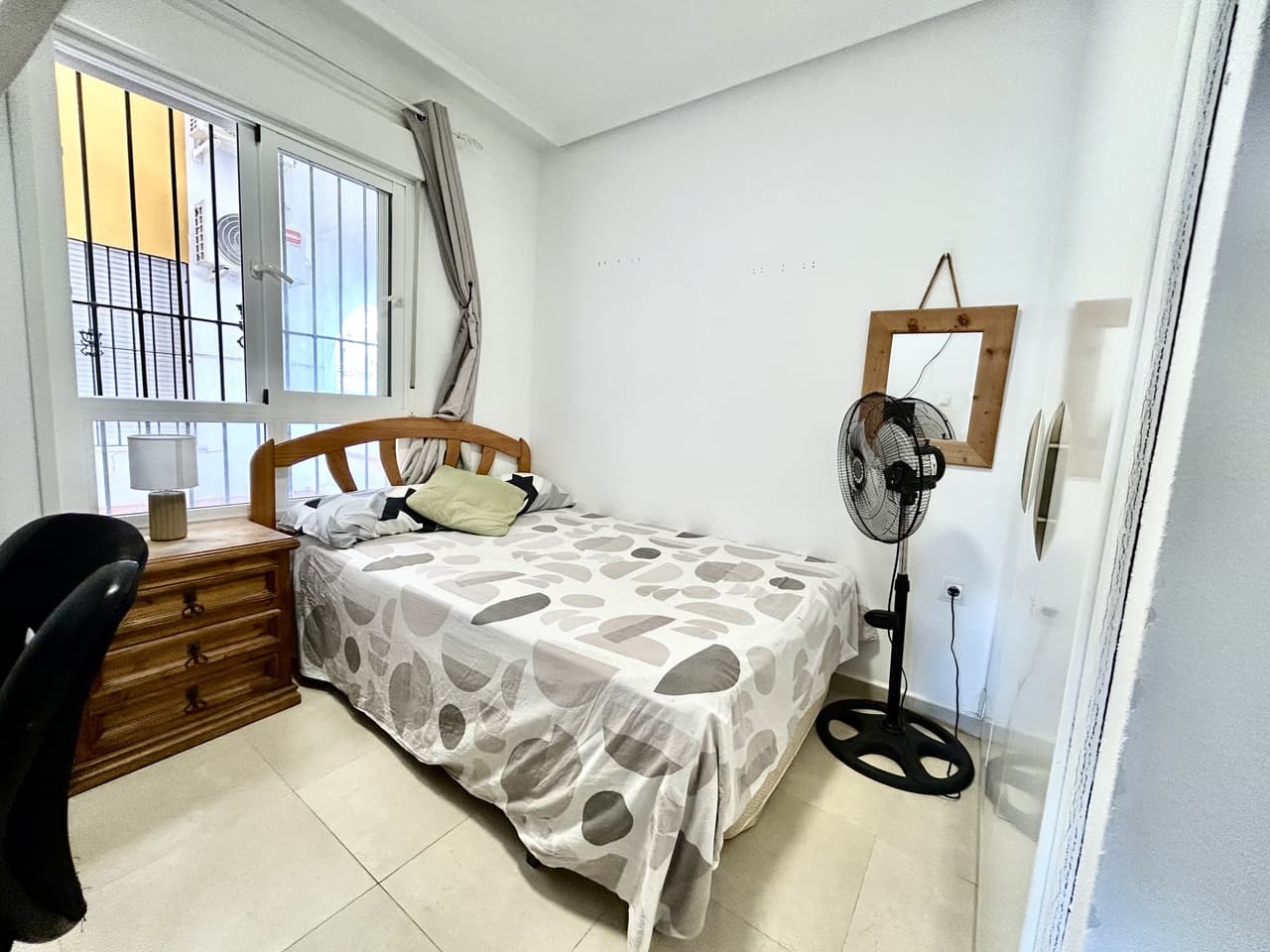 2 bed Middle Floor Apartment in Villamartin - 17