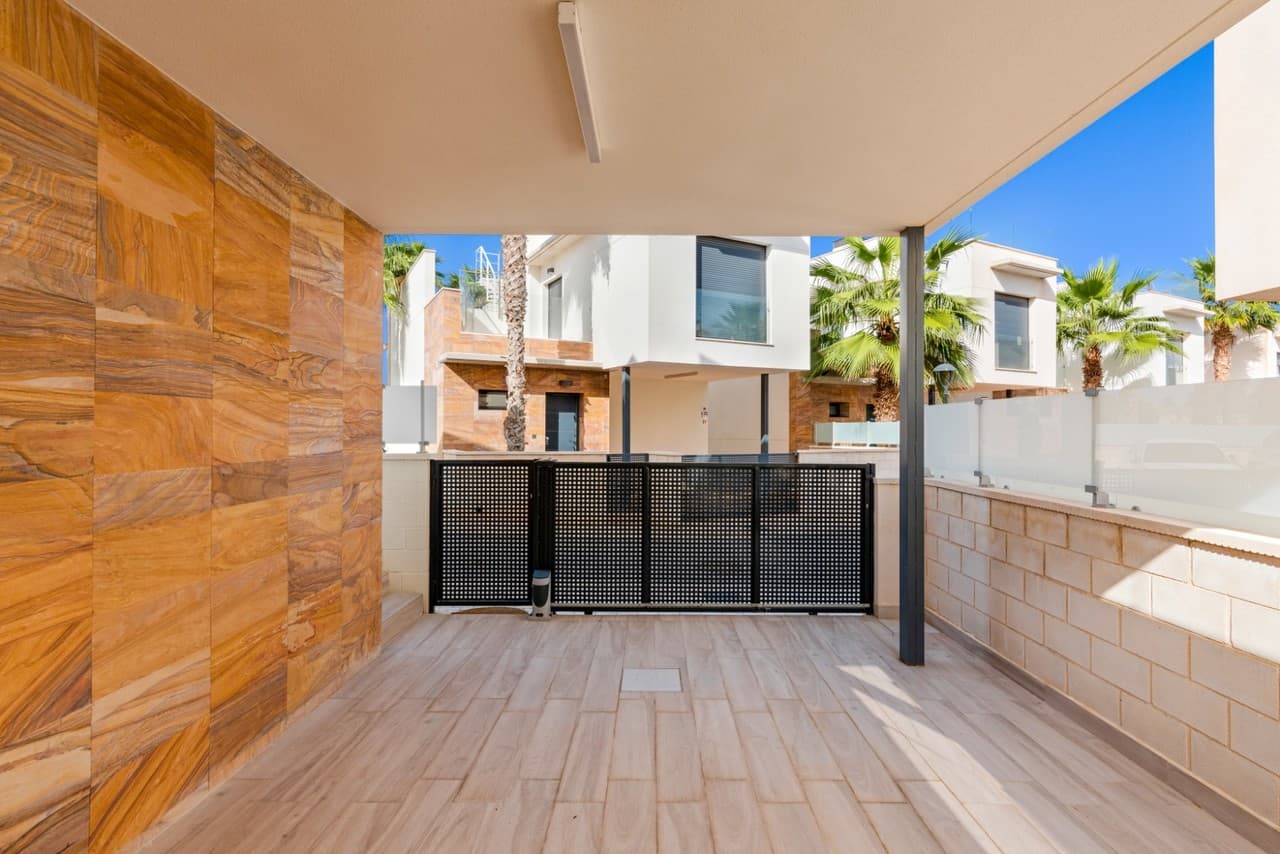 Villa - Chalet de 5 dormitorios en Cabo Roig - 29