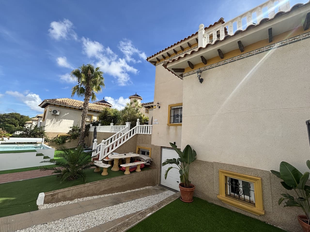 4 bed Detached Villa in Villamartin - 44