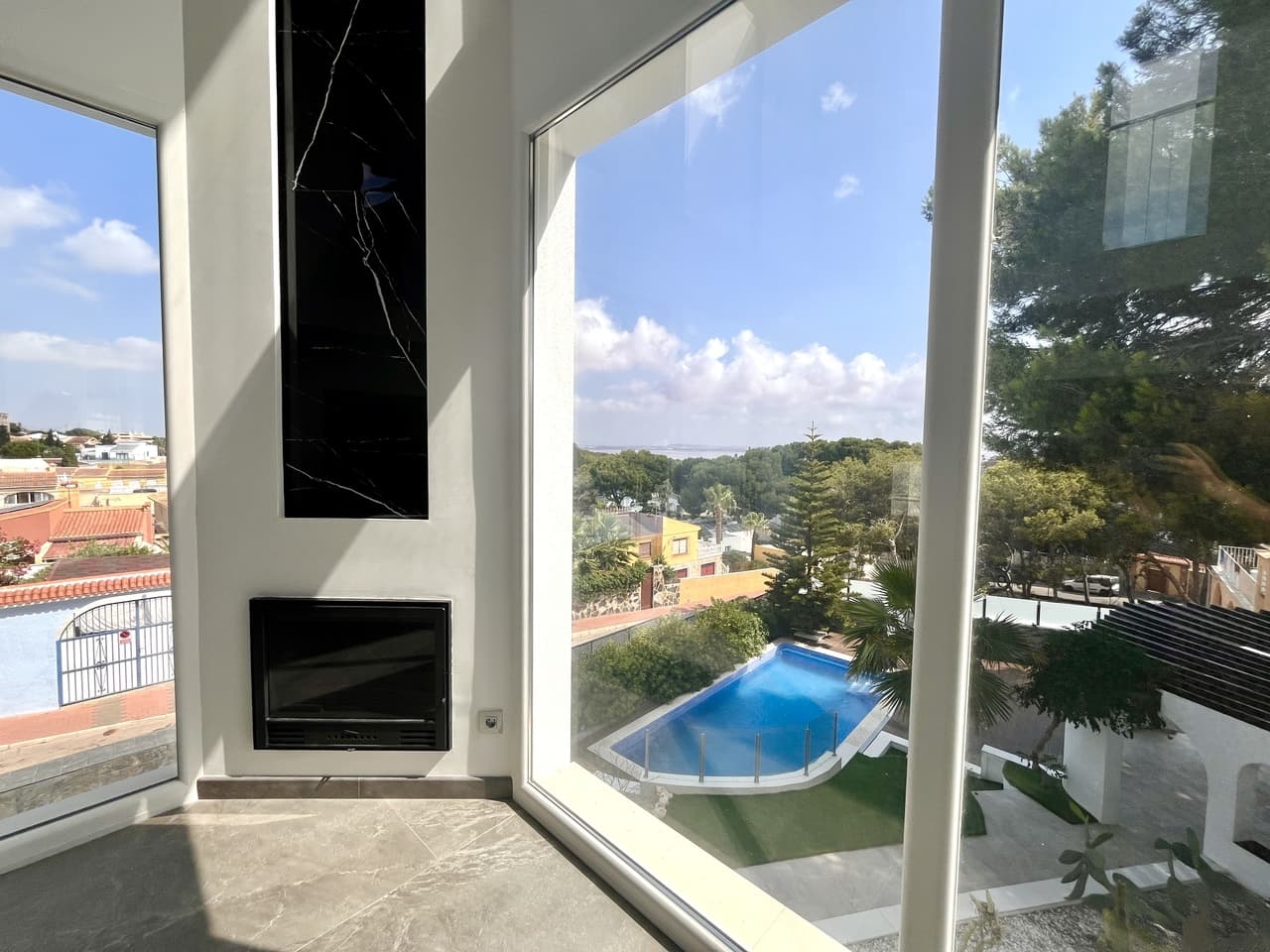 Villa - Chalet de 6 dormitorios en Los Balcones - 26
