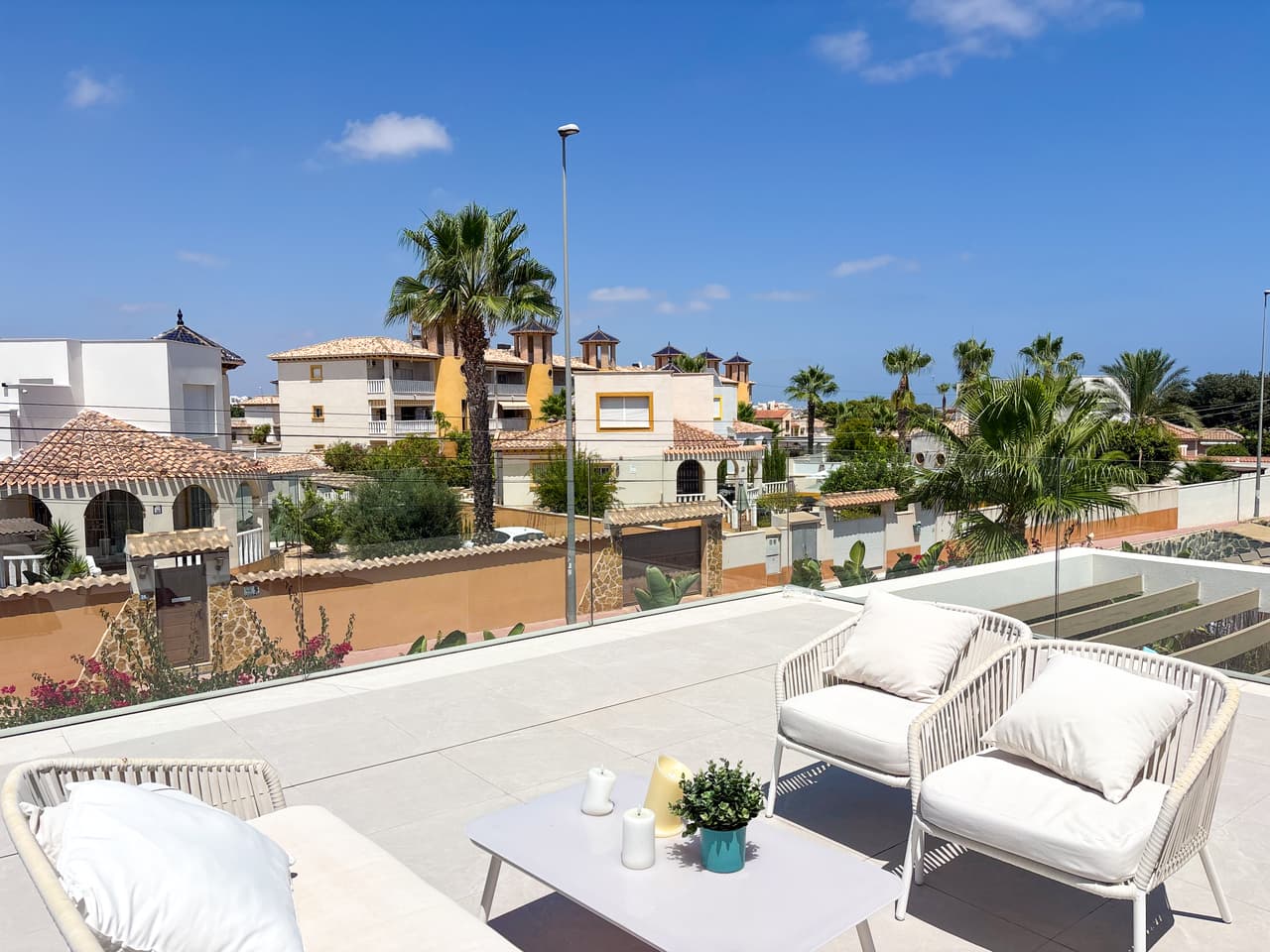 Villa - Chalet de 3 dormitorios en Cabo Roig - 41