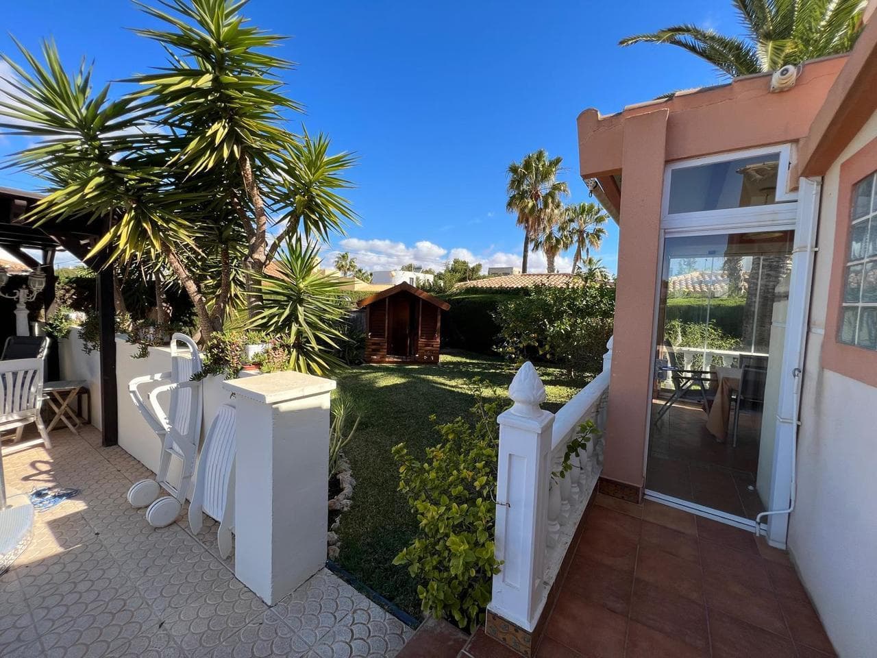 3 bed Detached Villa in Cabo Roig - 19