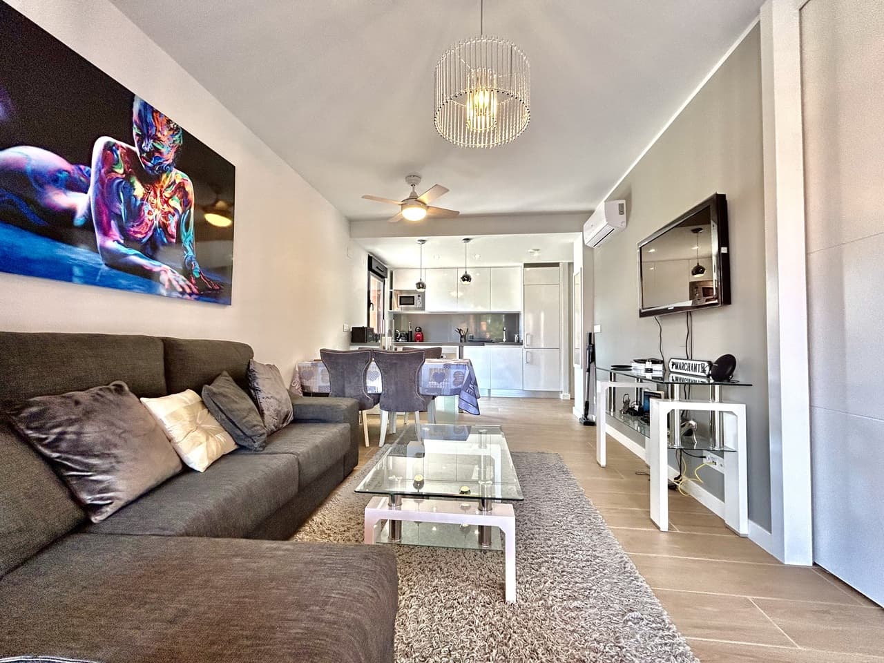 2 bed Middle Floor Apartment in Villamartin - 5