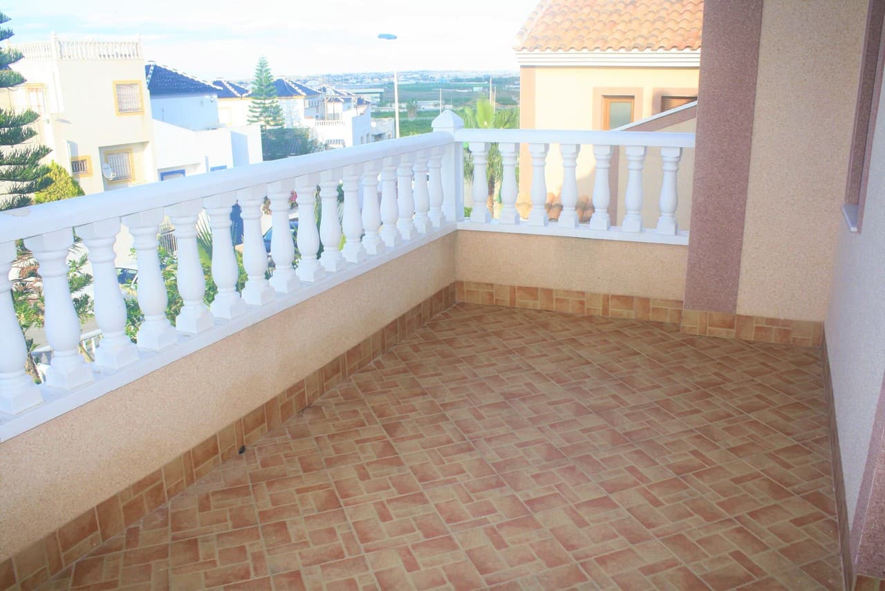 2 bed Townhouse in Los Altos