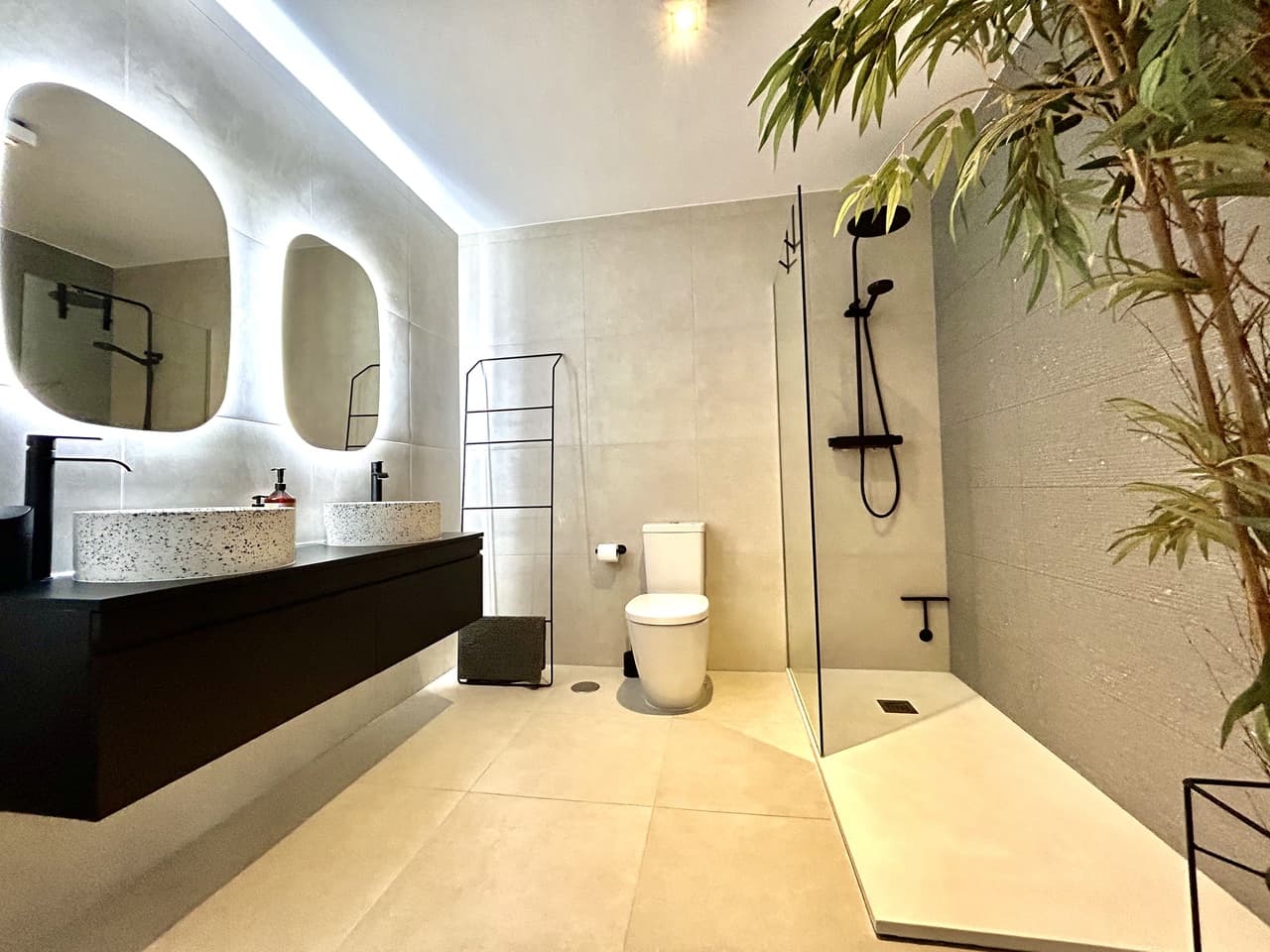 Villa - Chalet de 4 dormitorios en San Miguel de Salinas - 32