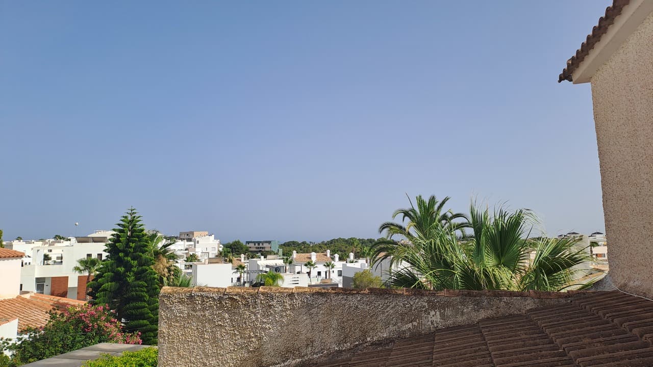 Villa - Chalet de 5 dormitorios en Villamartin - 26