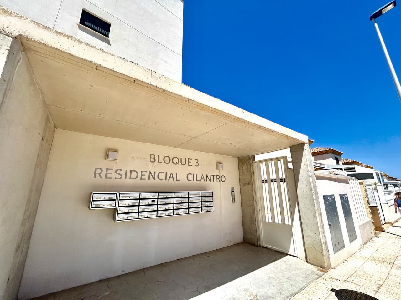 Apartamento Planta Media de 3 dormitorios en Los Dolses - 36