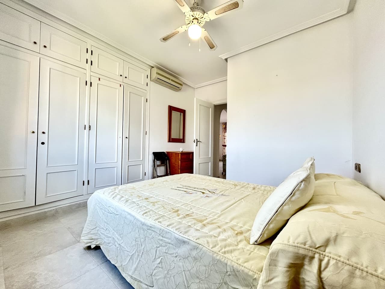 2 bed Penthouse in La Zenia - 15