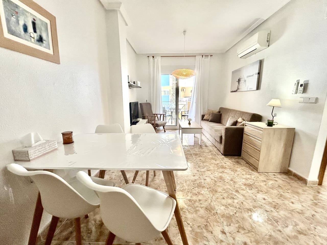 Tussenverdieping Appartement met 2 slaapkamers in Cabo Roig - 8