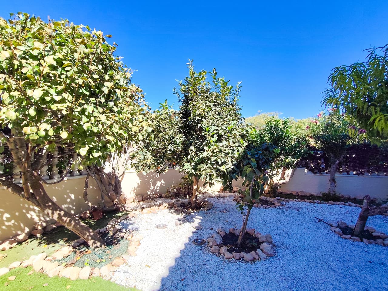 Apartamento Planta Media de 2 dormitorios en Cabo Roig - 24