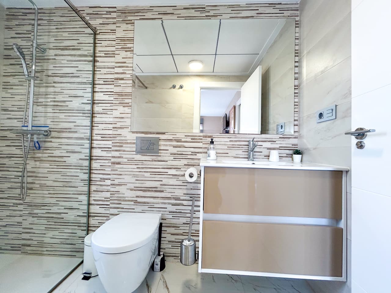 Villa - Chalet de 3 dormitorios en Villamartin - 25