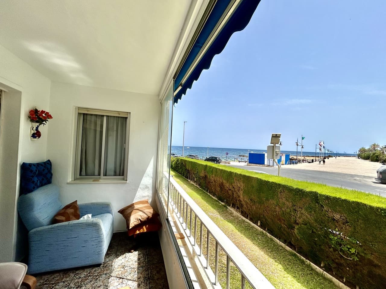 Apartamento Planta Media de 3 dormitorios en Punta Prima - 1