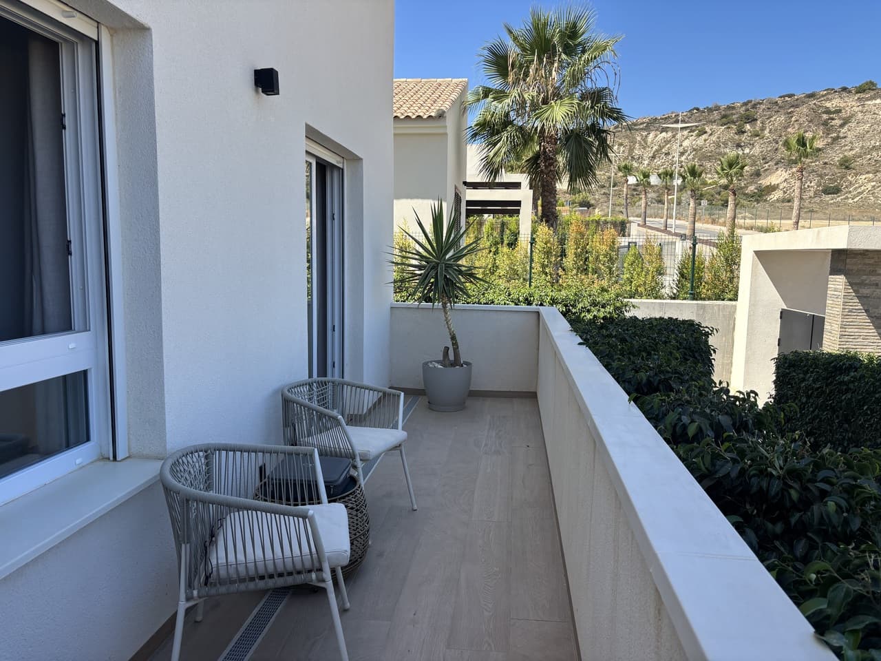 3 bed Middle Floor Apartment in La Finca Golf - 42
