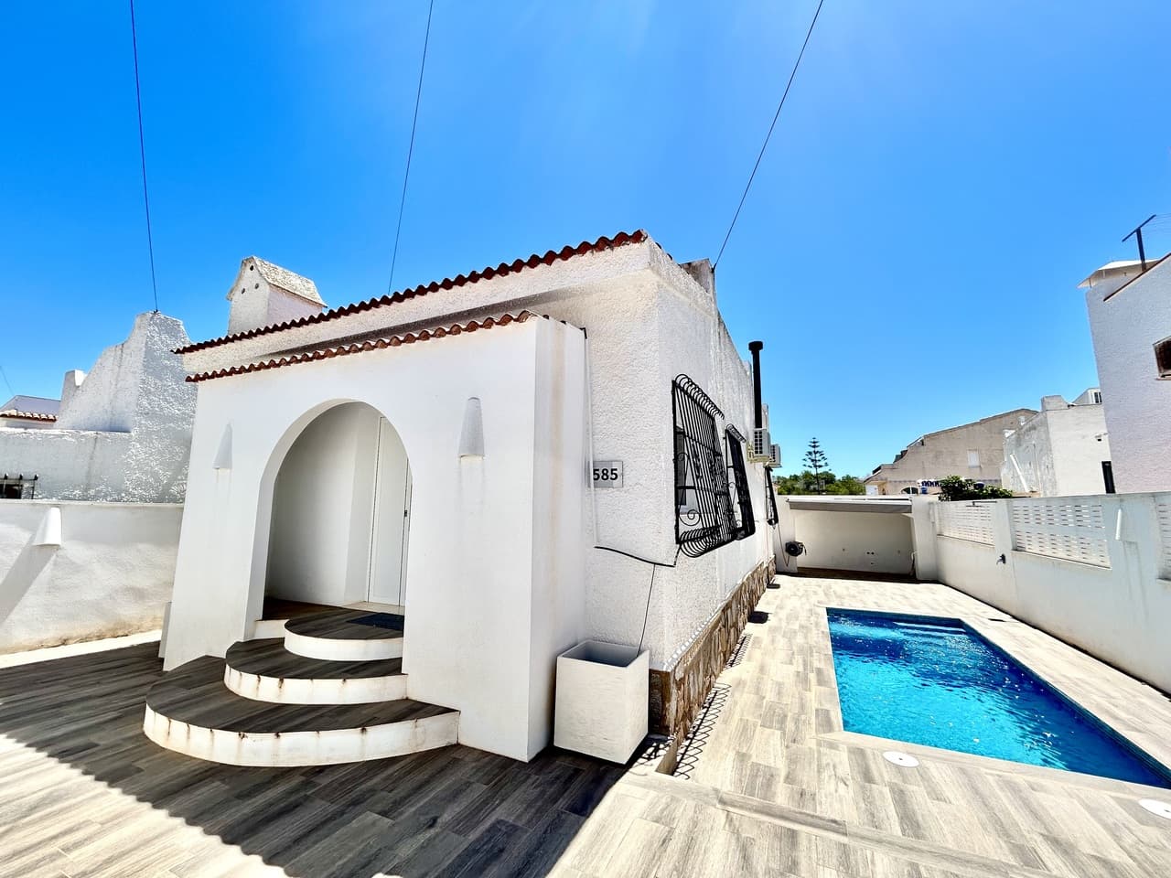 2 bed Detached Villa in Villamartin - 1
