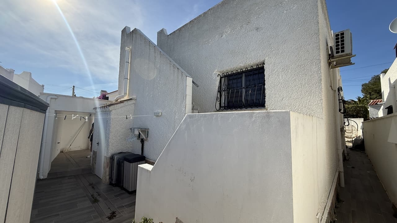 Villa - Chalet de 2 dormitorios en Villamartin - 11