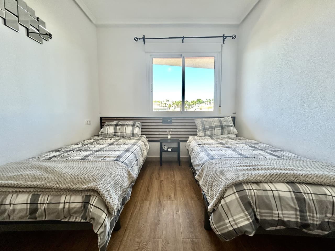 2 bed Middle Floor Apartment in Villamartin - 13