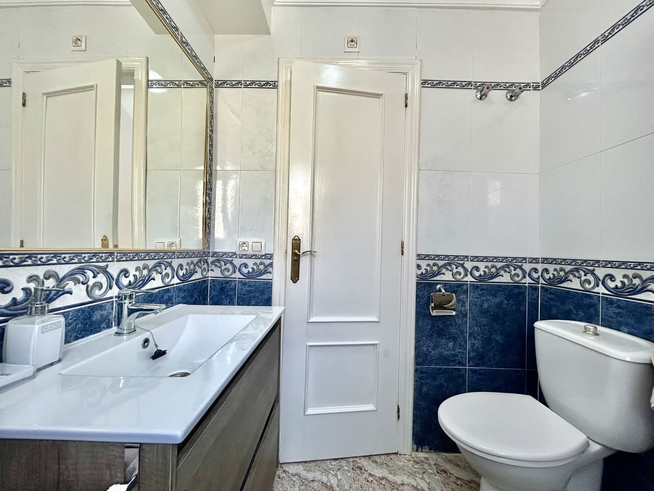3 bed Townhouse in Cabo Roig - 20