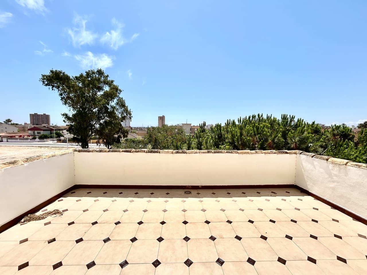 Villa - Chalet de 4 dormitorios en Santiago de la Ribera - 25