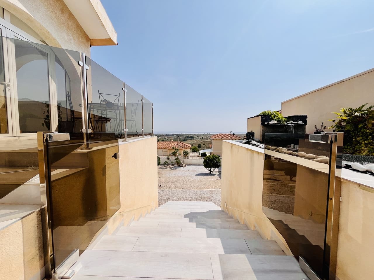 Vrijstaande Villa met 5 slaapkamers in San Miguel de Salinas - 34