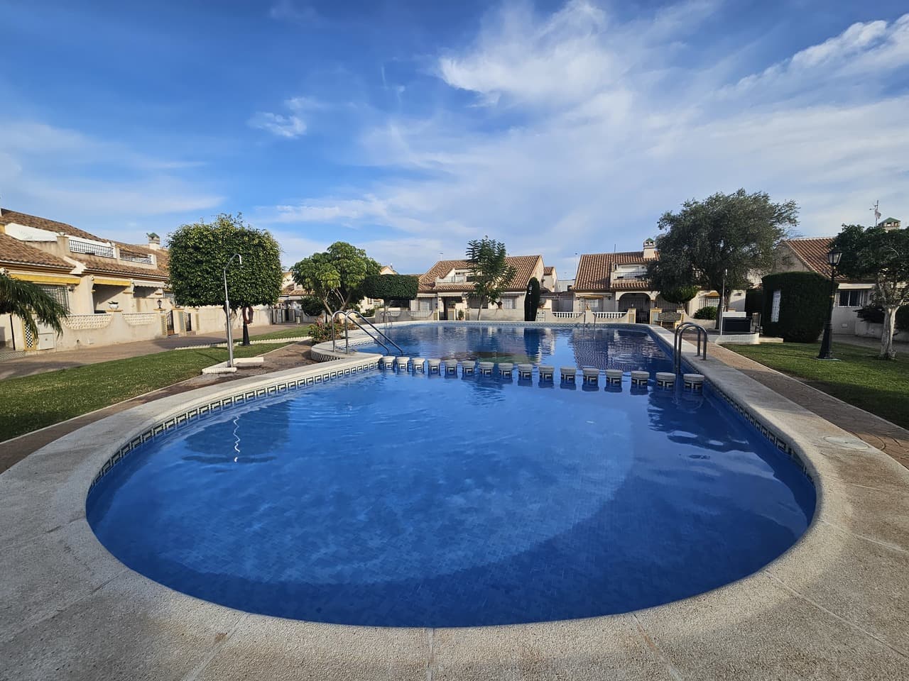 Bungalow de 3 dormitorios en La Zenia - 2